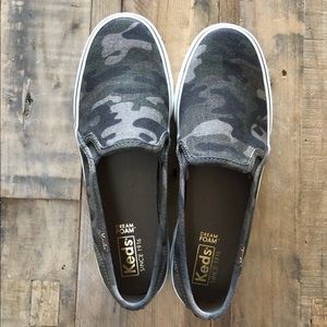 Camo Keds Slip-Ons